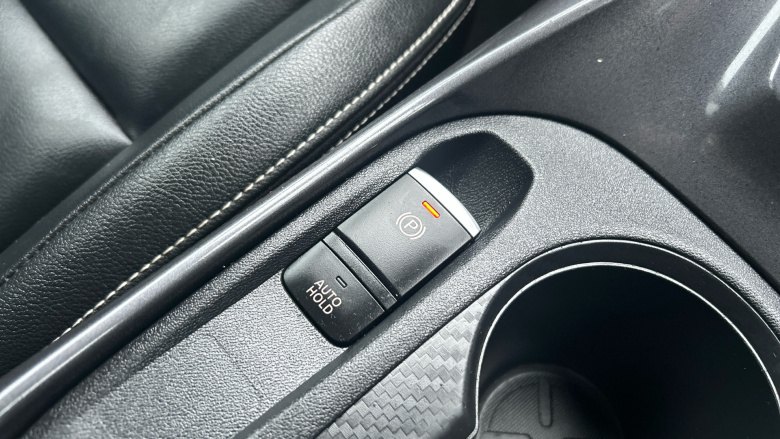 Nissan Juke 1.0 DiG-T 114 Tekna 5dr Petrol Hatchback